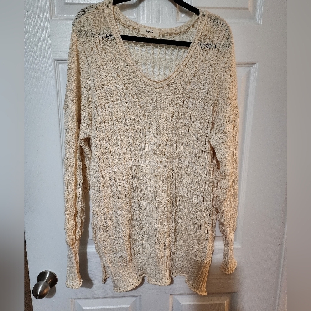 NWOT KyeMi brand BEAUTIFUL CROCHETED SWEATER L antique white
